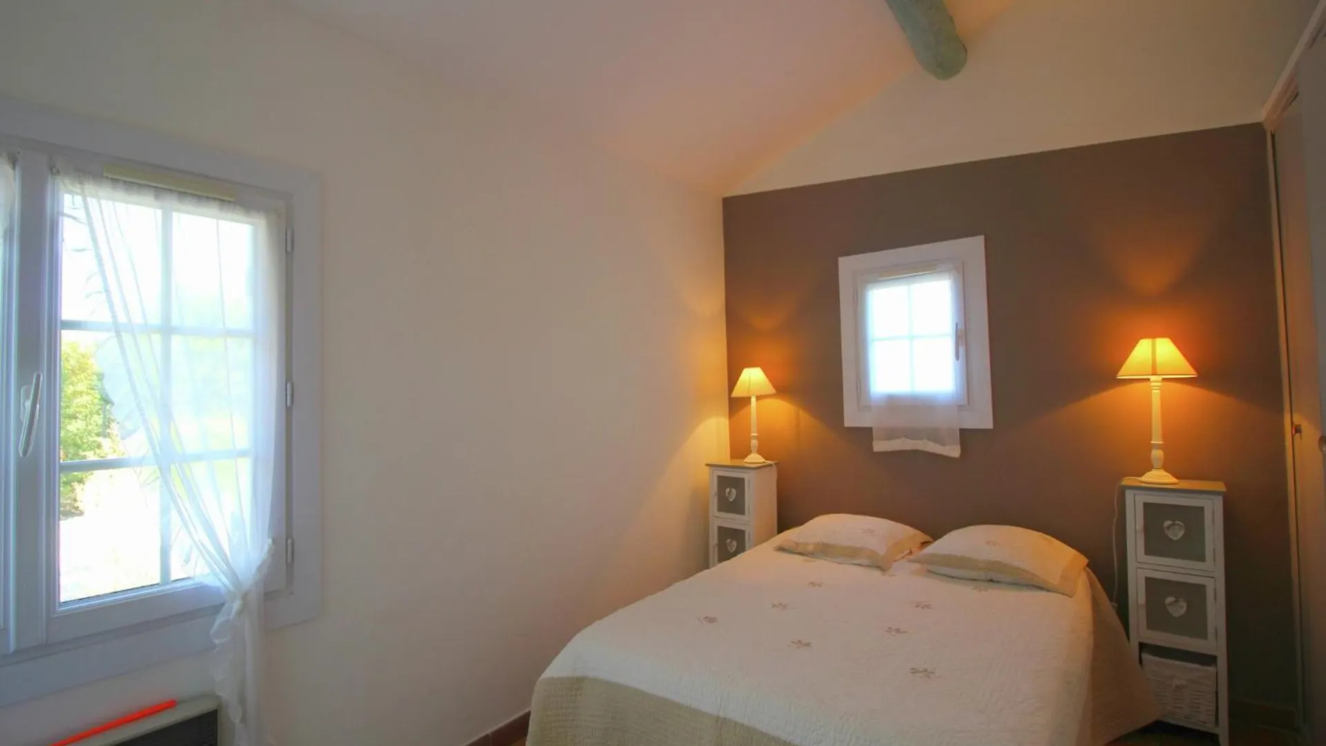 Holiday home Rustic Villa With Pool In Cereste France France