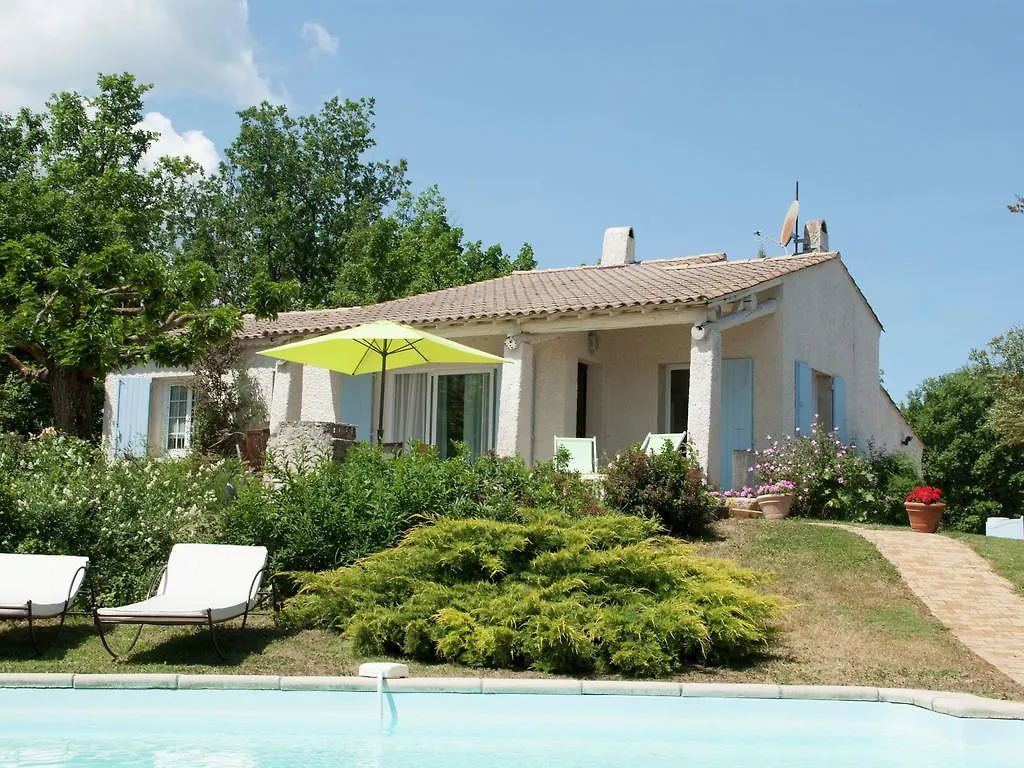 Rustic Villa With Pool In Cereste France Francia