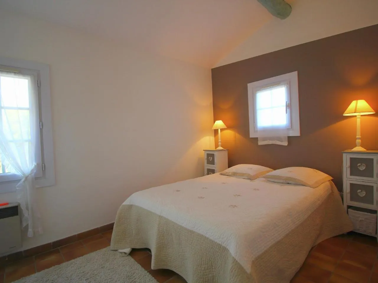 Rustic Villa With Pool In Cereste France Casa vacanze